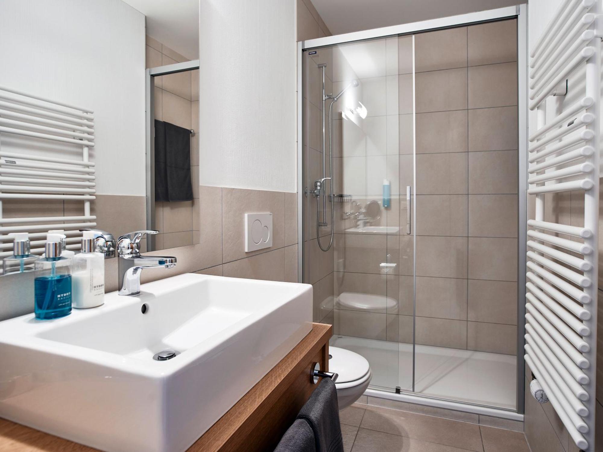 Medium Double Room