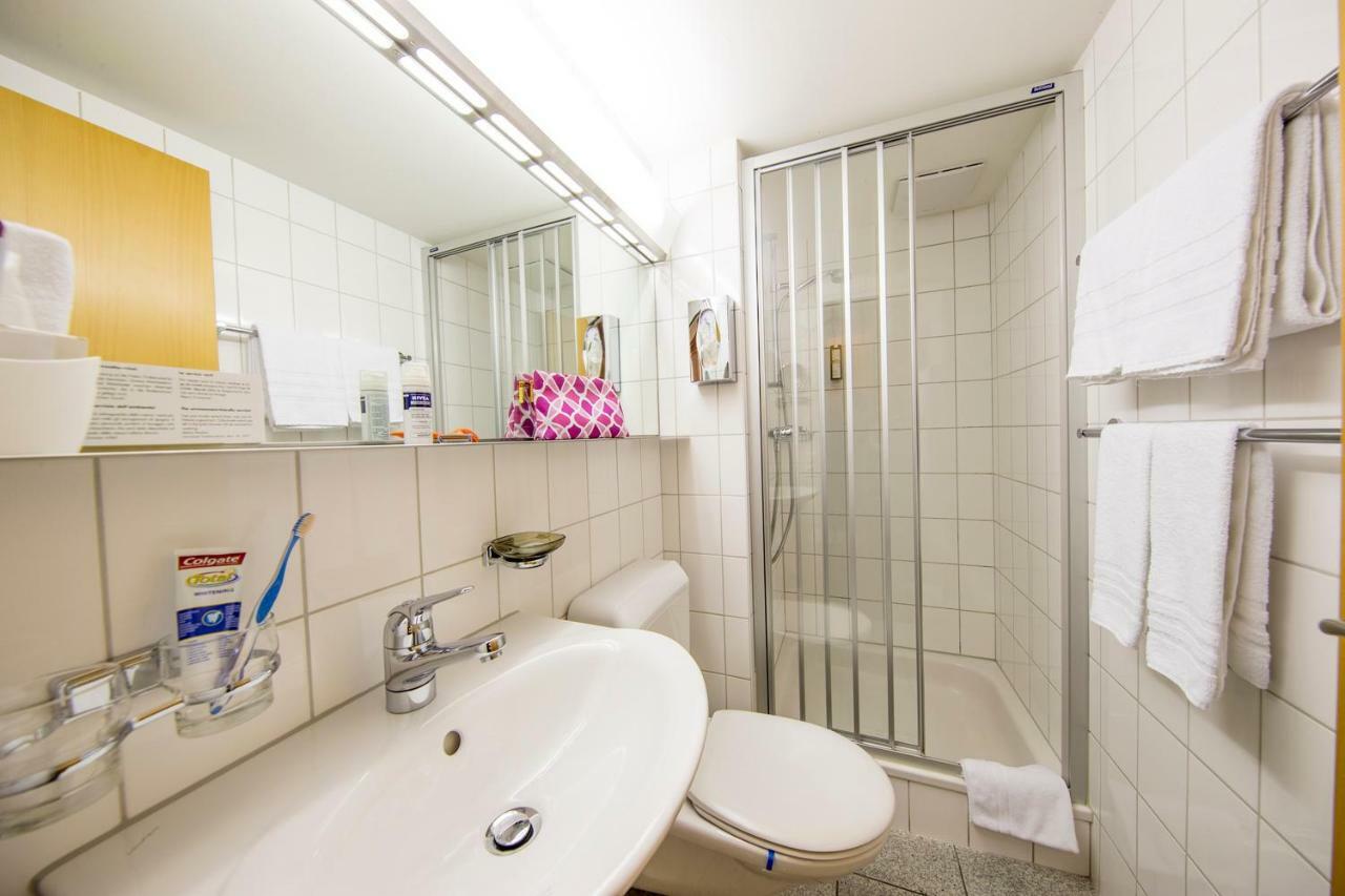 Double Room with Extra Bed,1667431800:JPEG